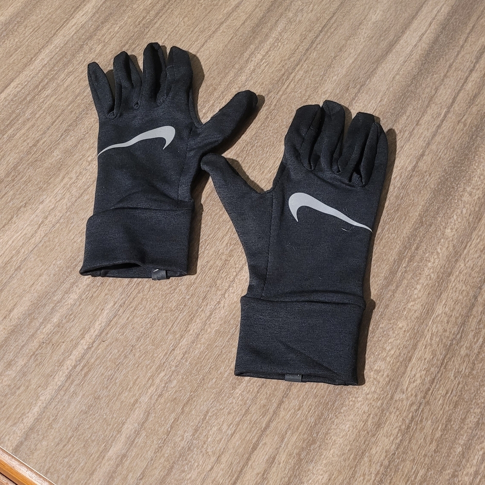 Nike Black Women's Gloves For Running, Gym, Driving
